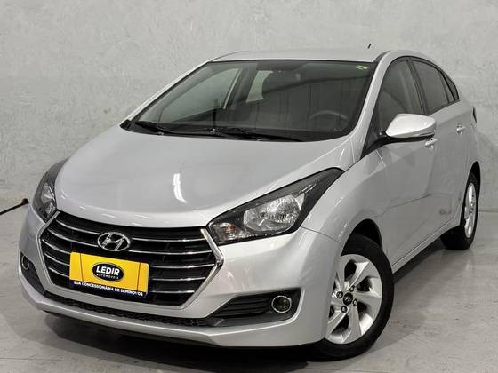 HYUNDAI HB20S 1.6 COMFORT PLUS 16V FLEX 4P AUTOMÁTICO